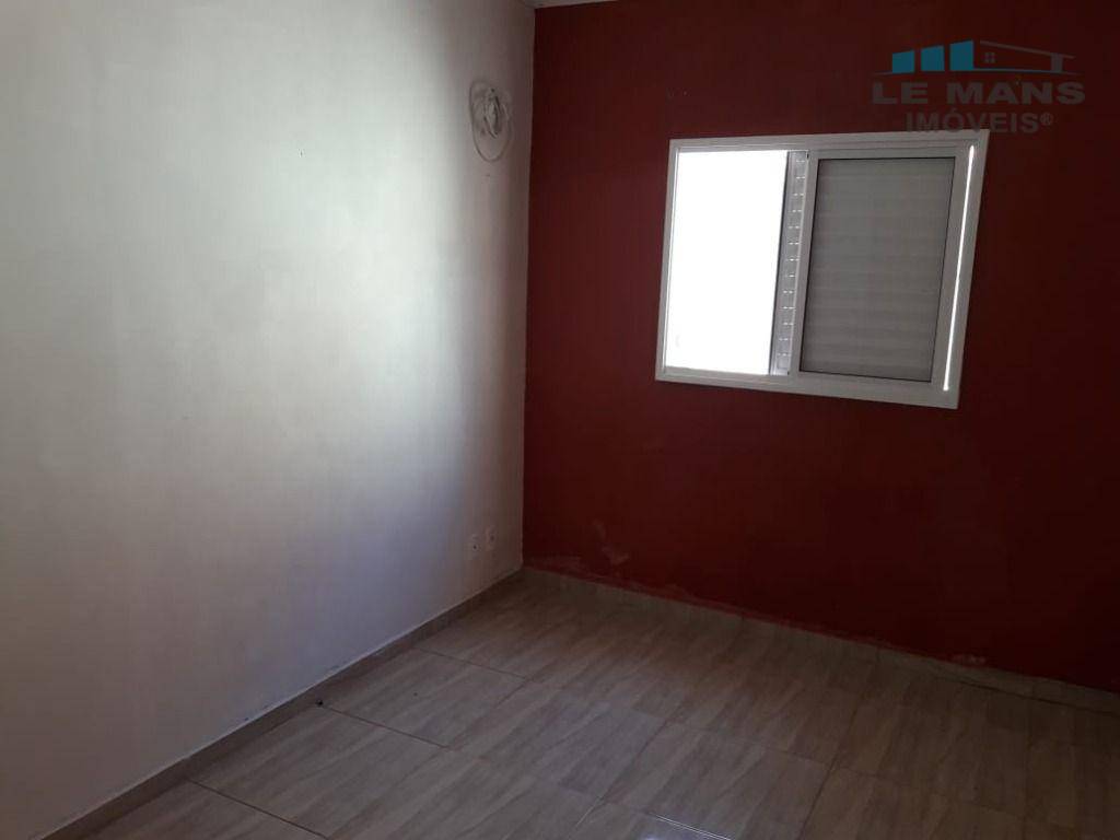 Casa à venda com 2 quartos, 51m² - Foto 15