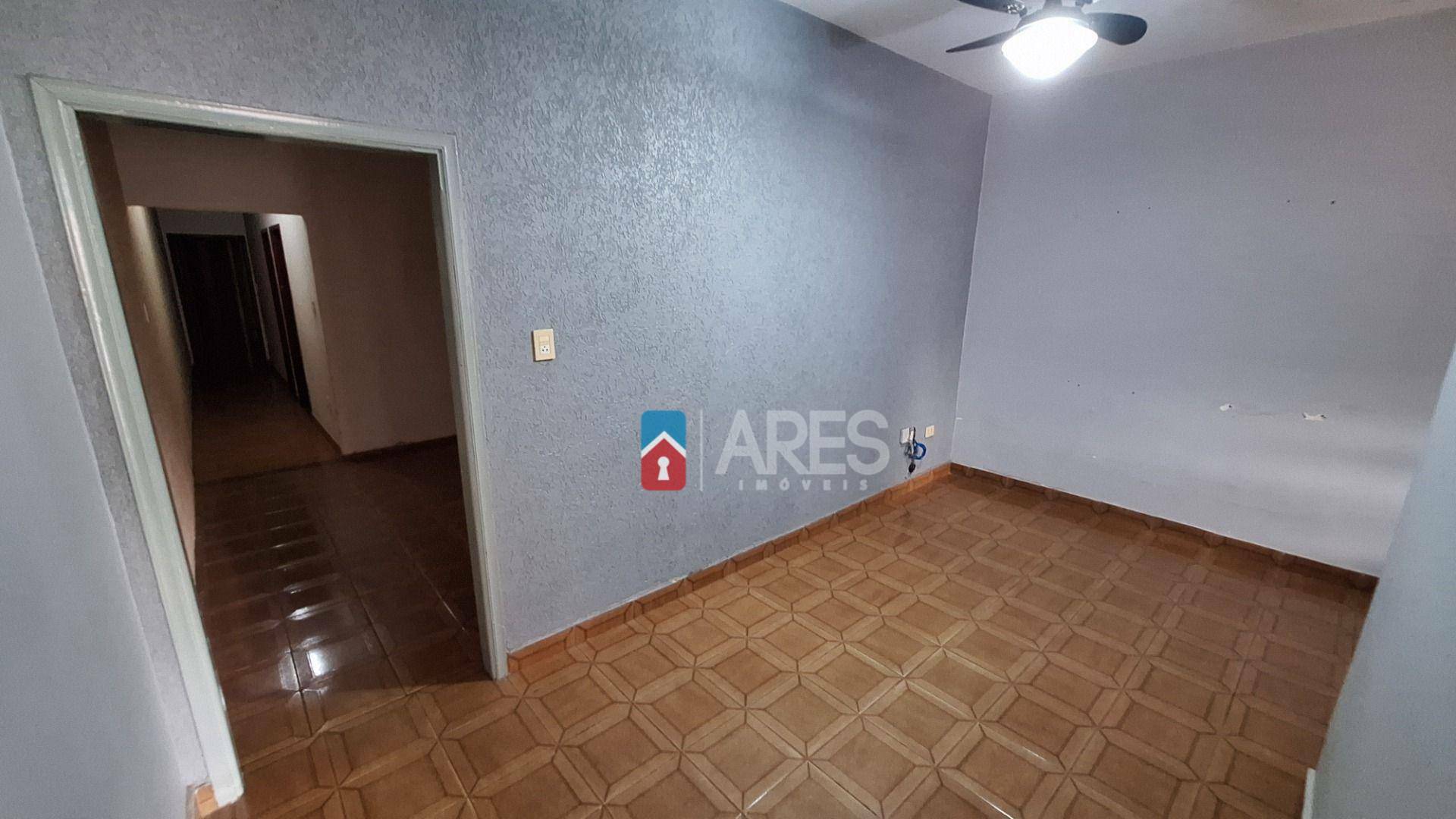 Casa à venda com 2 quartos, 79m² - Foto 6