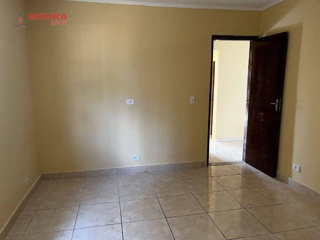 Casa para alugar com 2 quartos, 60m² - Foto 7