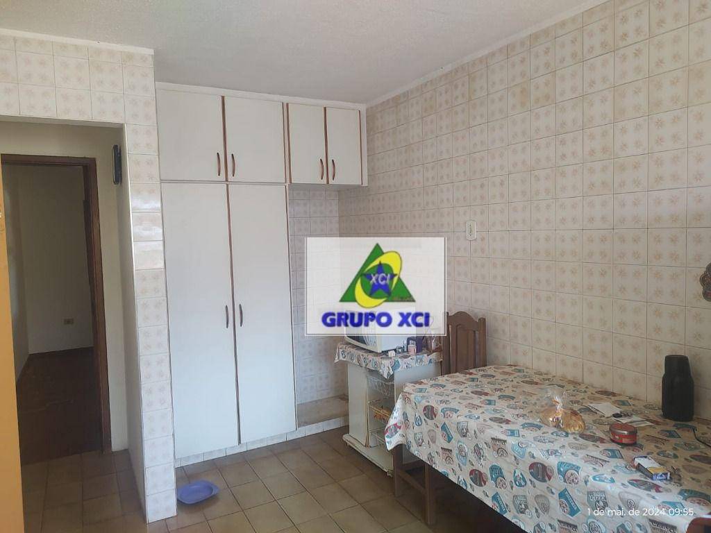 Casa de Condomínio à venda com 3 quartos, 190m² - Foto 15