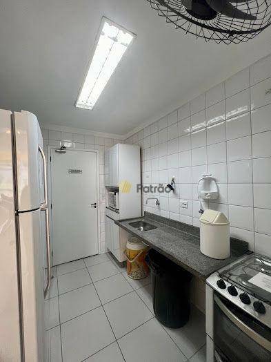 Apartamento à venda com 3 quartos, 74m² - Foto 51