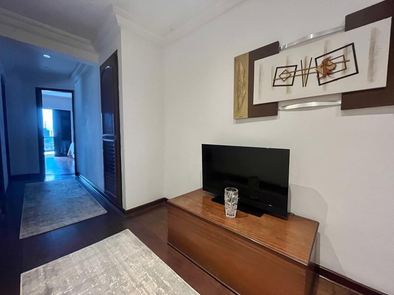 Apartamento à venda com 4 quartos, 185m² - Foto 27