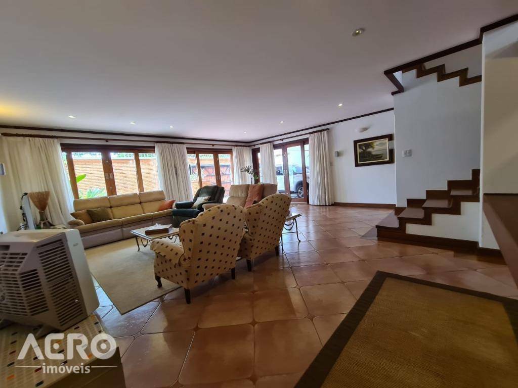 Casa à venda com 3 quartos, 279m² - Foto 21