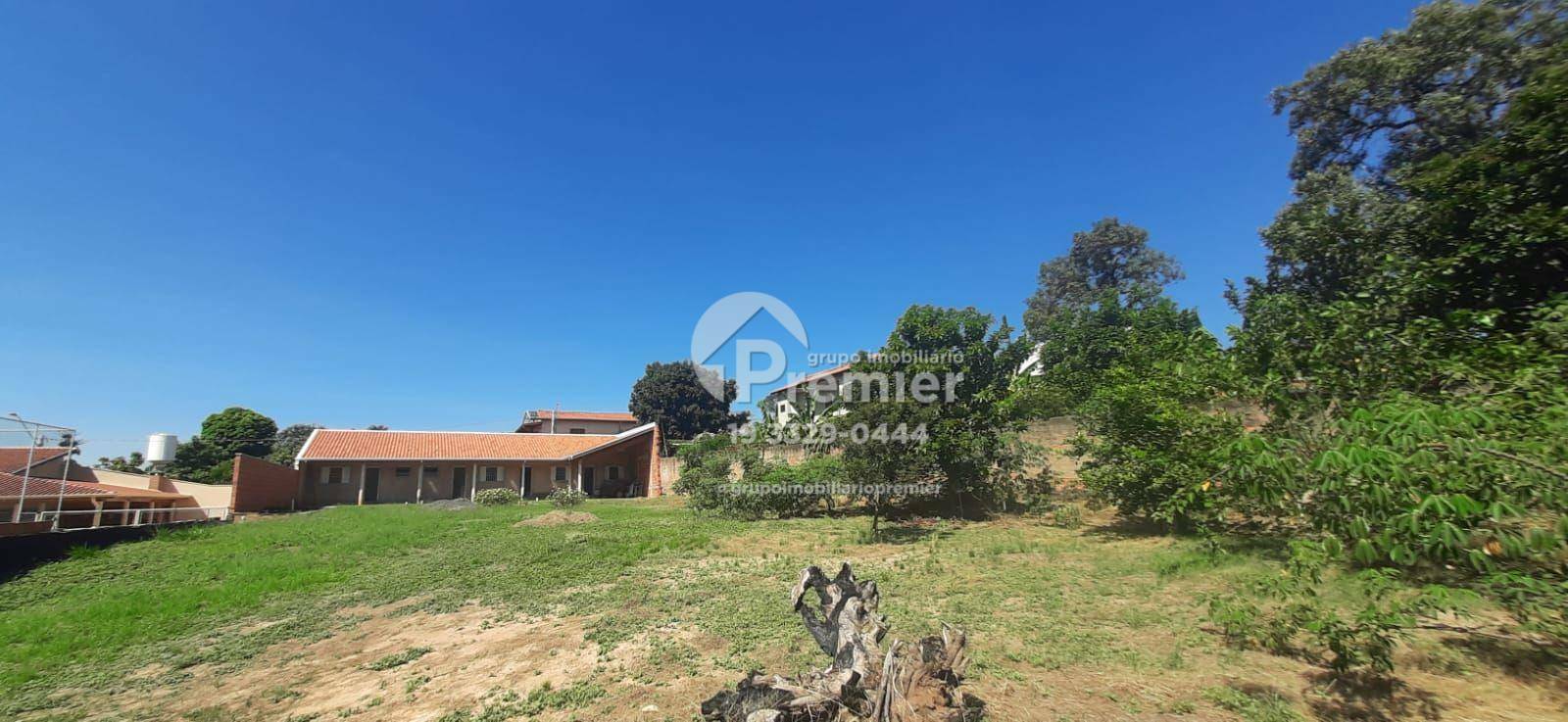Terreno à venda com 2 quartos, 100m² - Foto 2