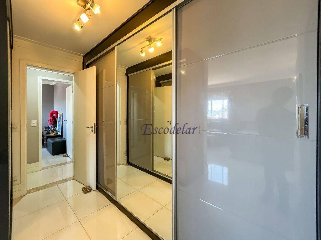 Apartamento à venda com 3 quartos, 189m² - Foto 22