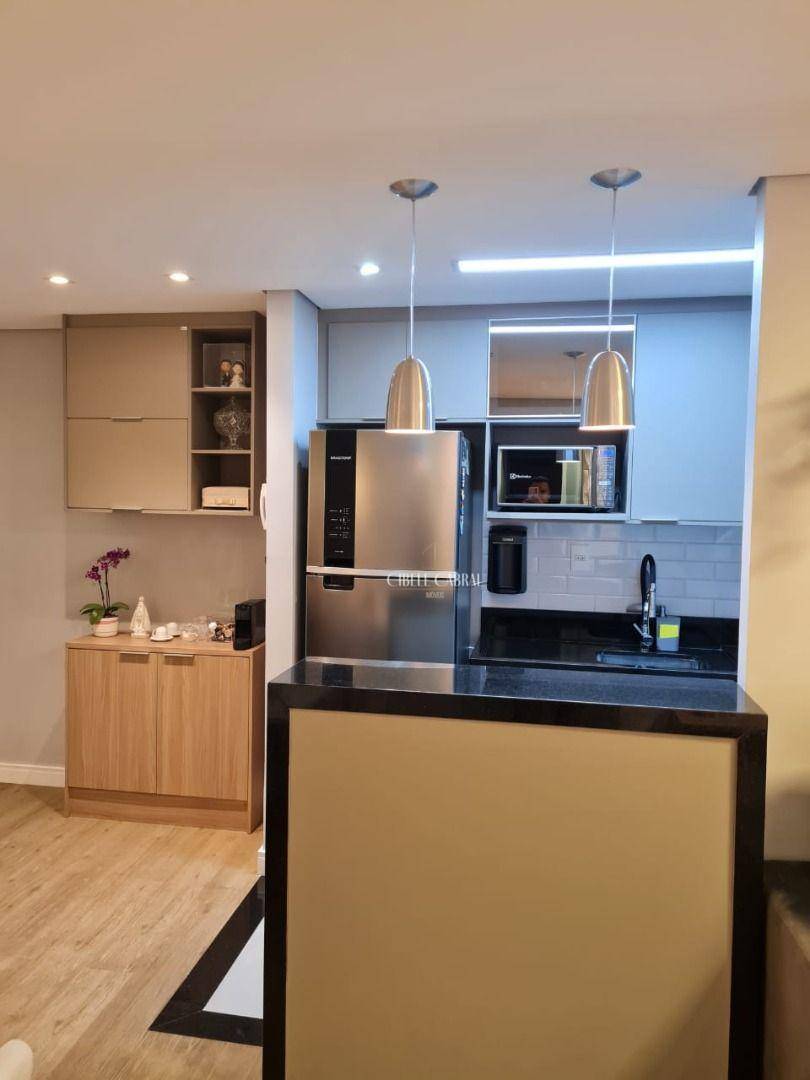 Apartamento à venda com 2 quartos, 56m² - Foto 2