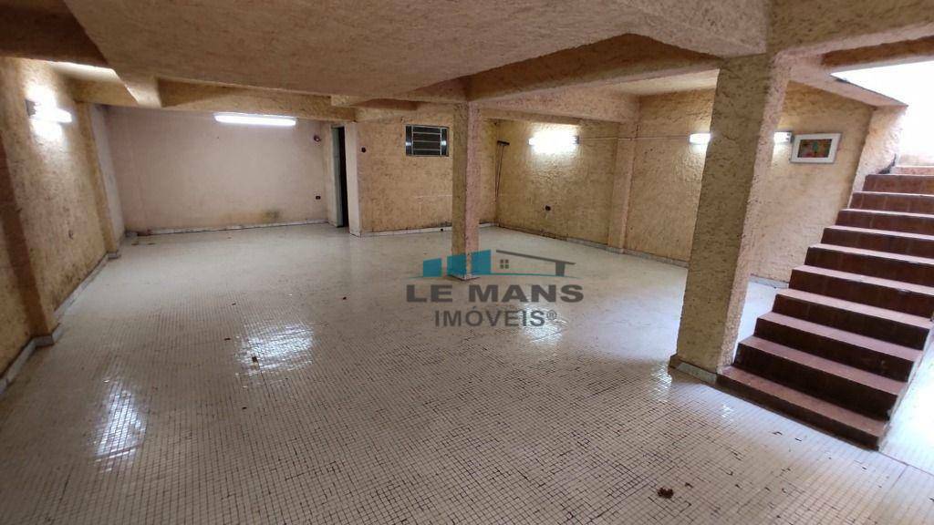 Casa à venda com 3 quartos, 239m² - Foto 23