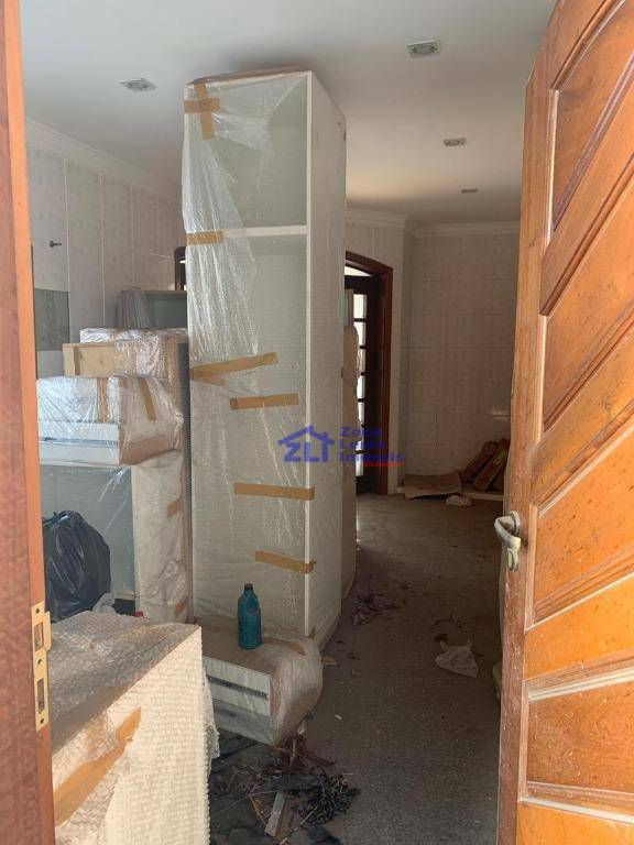 Sobrado à venda com 4 quartos, 240m² - Foto 12