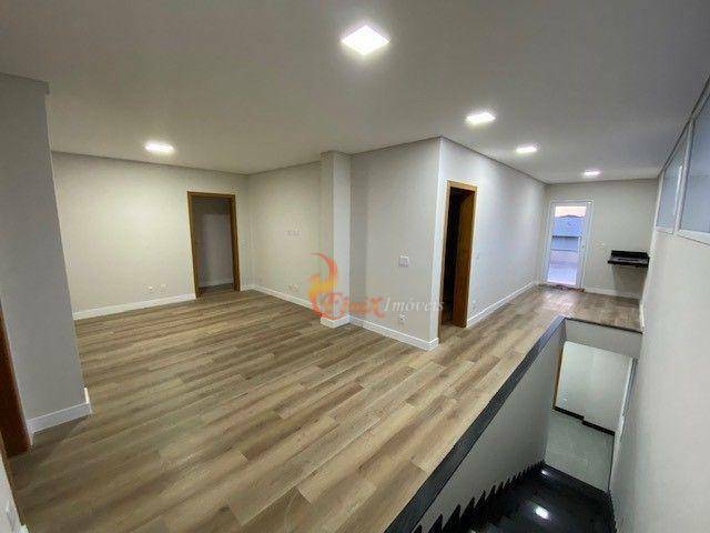 Sobrado à venda com 3 quartos, 370m² - Foto 4