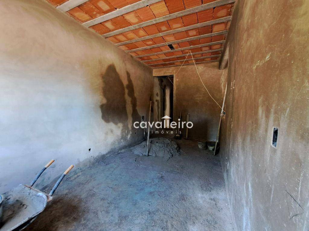 Casa à venda com 2 quartos, 69m² - Foto 5