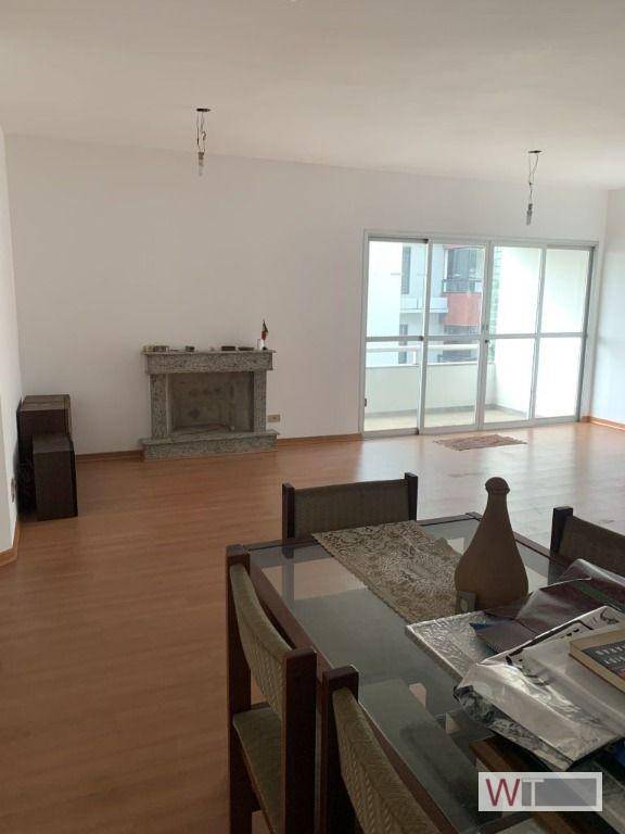 Apartamento à venda com 3 quartos, 125m² - Foto 9