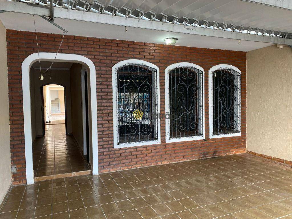 Sobrado para alugar com 3 quartos, 240m² - Foto 30