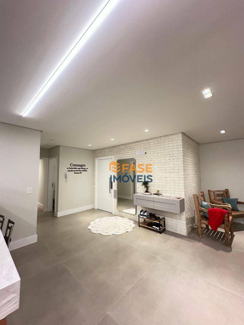 Apartamento à venda com 3 quartos, 136m² - Foto 9