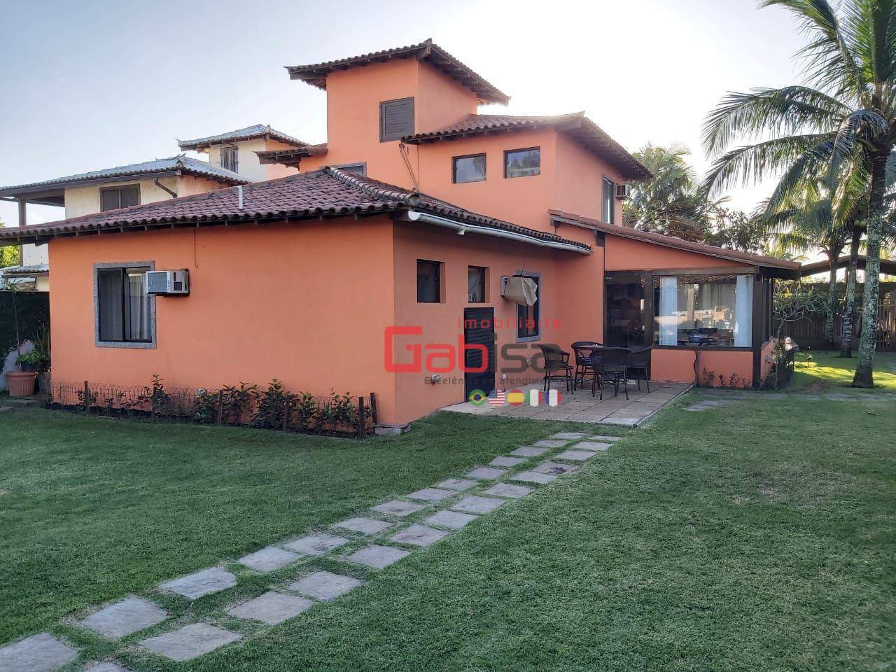 Casa de Condomínio à venda com 4 quartos, 300m² - Foto 2