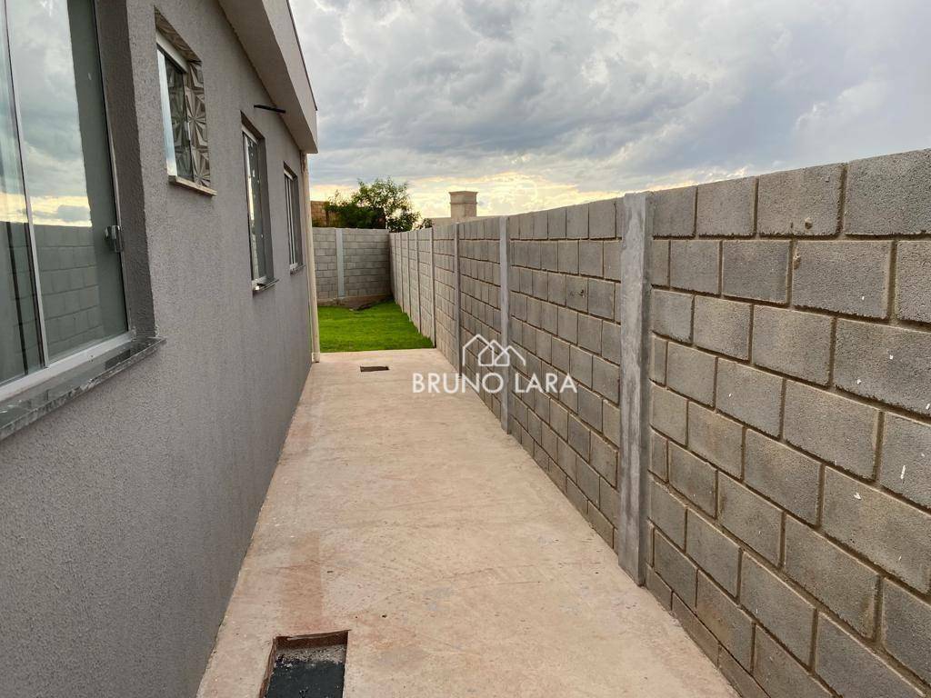 Casa à venda com 3 quartos, 65m² - Foto 15