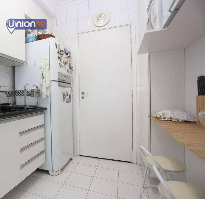 Apartamento à venda com 2 quartos, 72m² - Foto 14