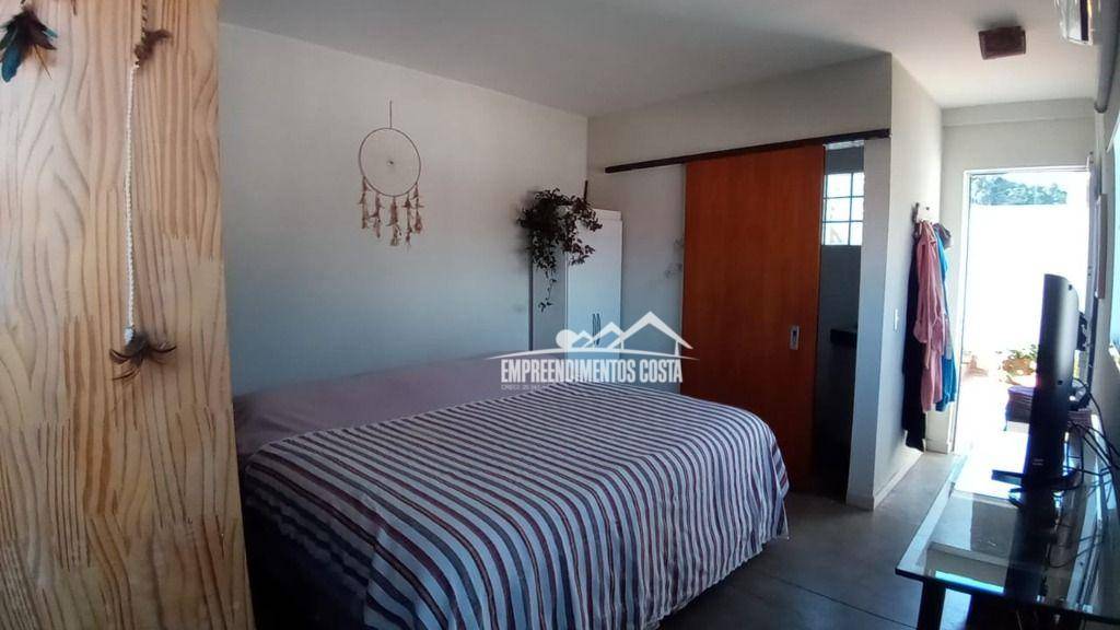 Casa à venda com 1 quarto, 250m² - Foto 15