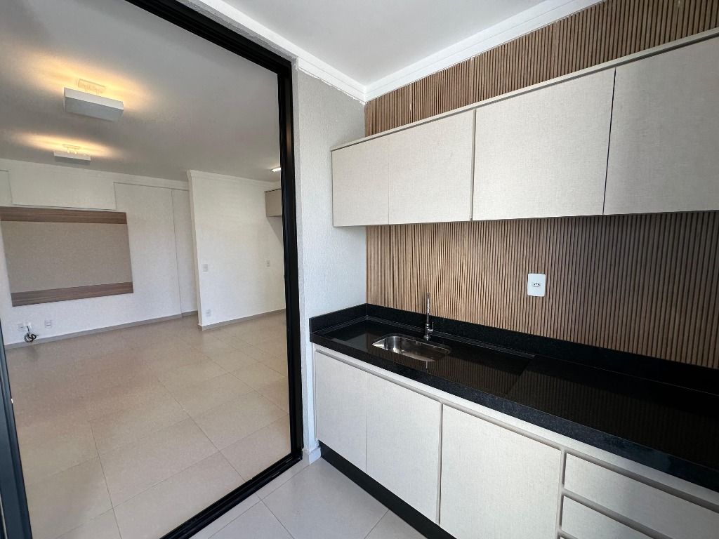 Apartamento para alugar com 2 quartos, 60m² - Foto 9