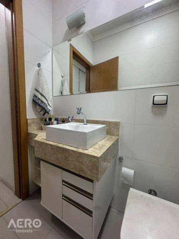 Casa à venda e aluguel com 3 quartos, 119m² - Foto 21