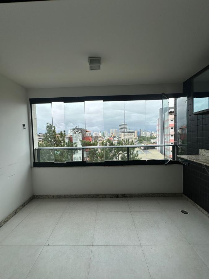 Apartamento à venda com 2 quartos, 70m² - Foto 10