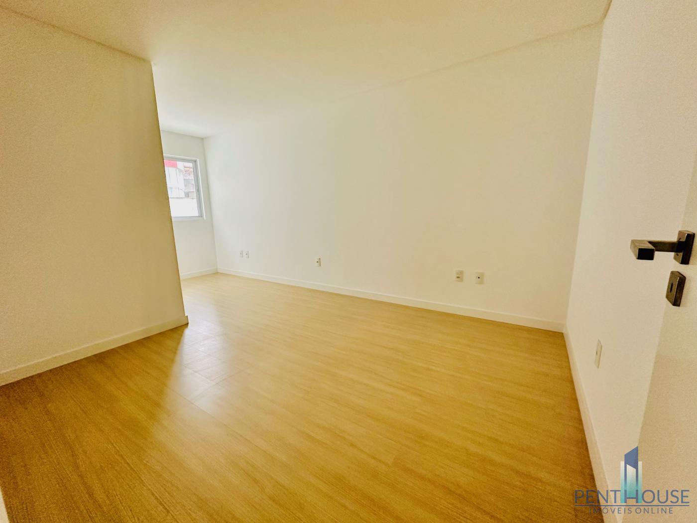 Apartamento à venda com 4 quartos, 160m² - Foto 11