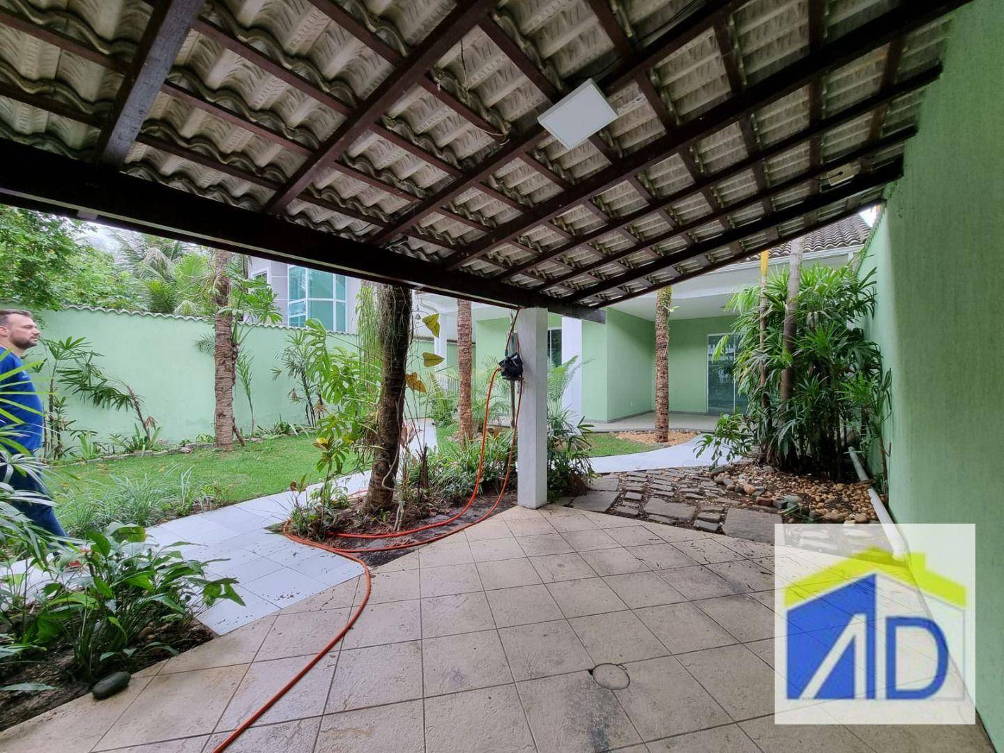 Casa de Condomínio para alugar com 3 quartos, 180m² - Foto 51