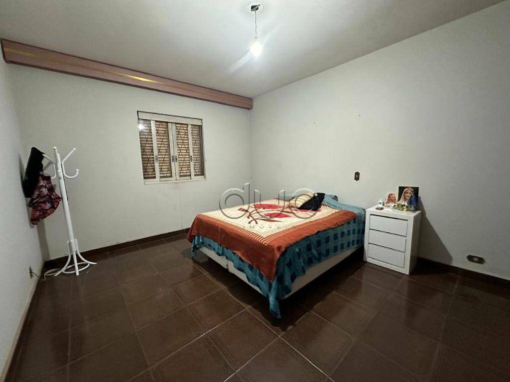 Casa à venda com 3 quartos, 350m² - Foto 13