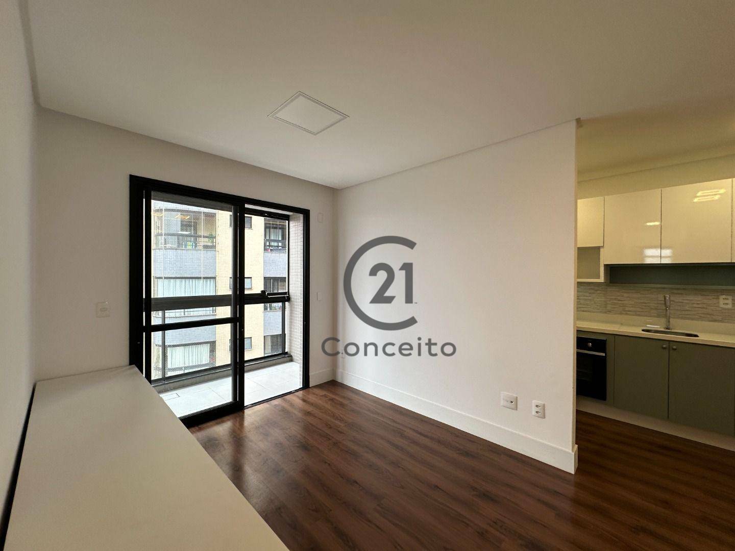 Apartamento à venda com 2 quartos, 73m² - Foto 4