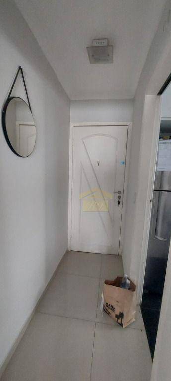 Apartamento à venda com 3 quartos, 81m² - Foto 26