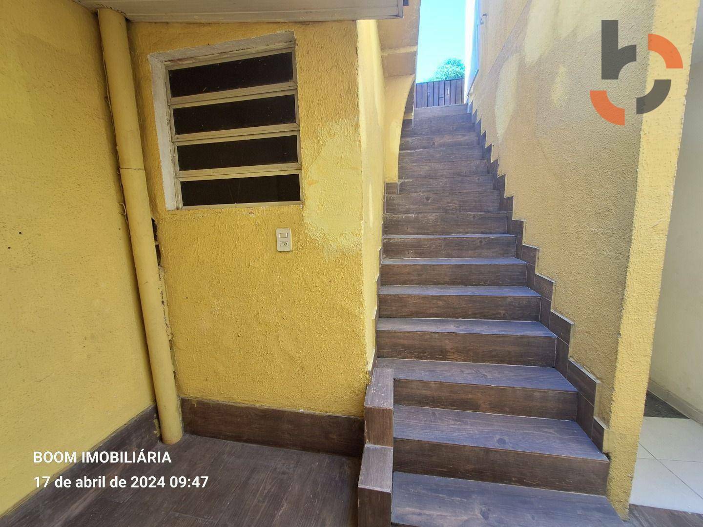 Casa à venda com 3 quartos, 290m² - Foto 7