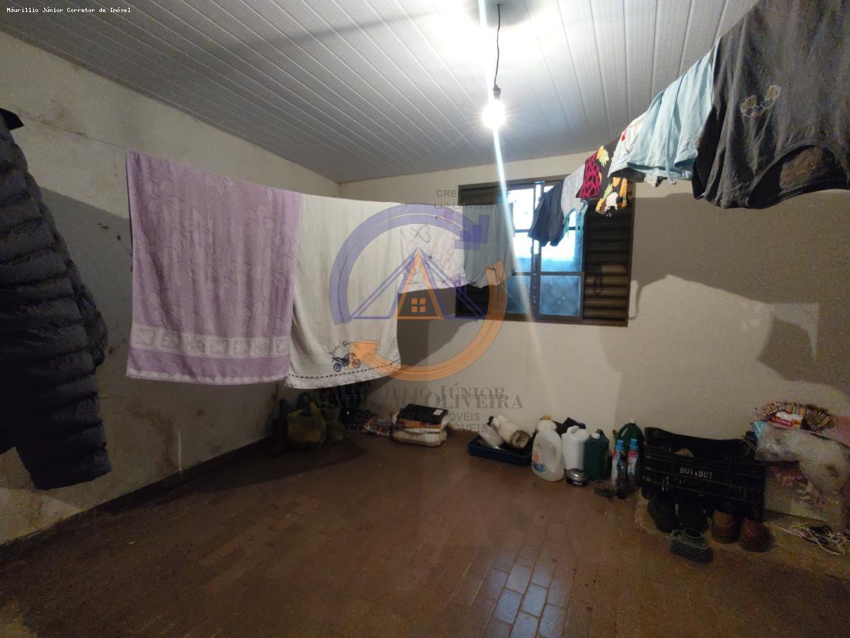 Casa à venda com 2 quartos, 264m² - Foto 10
