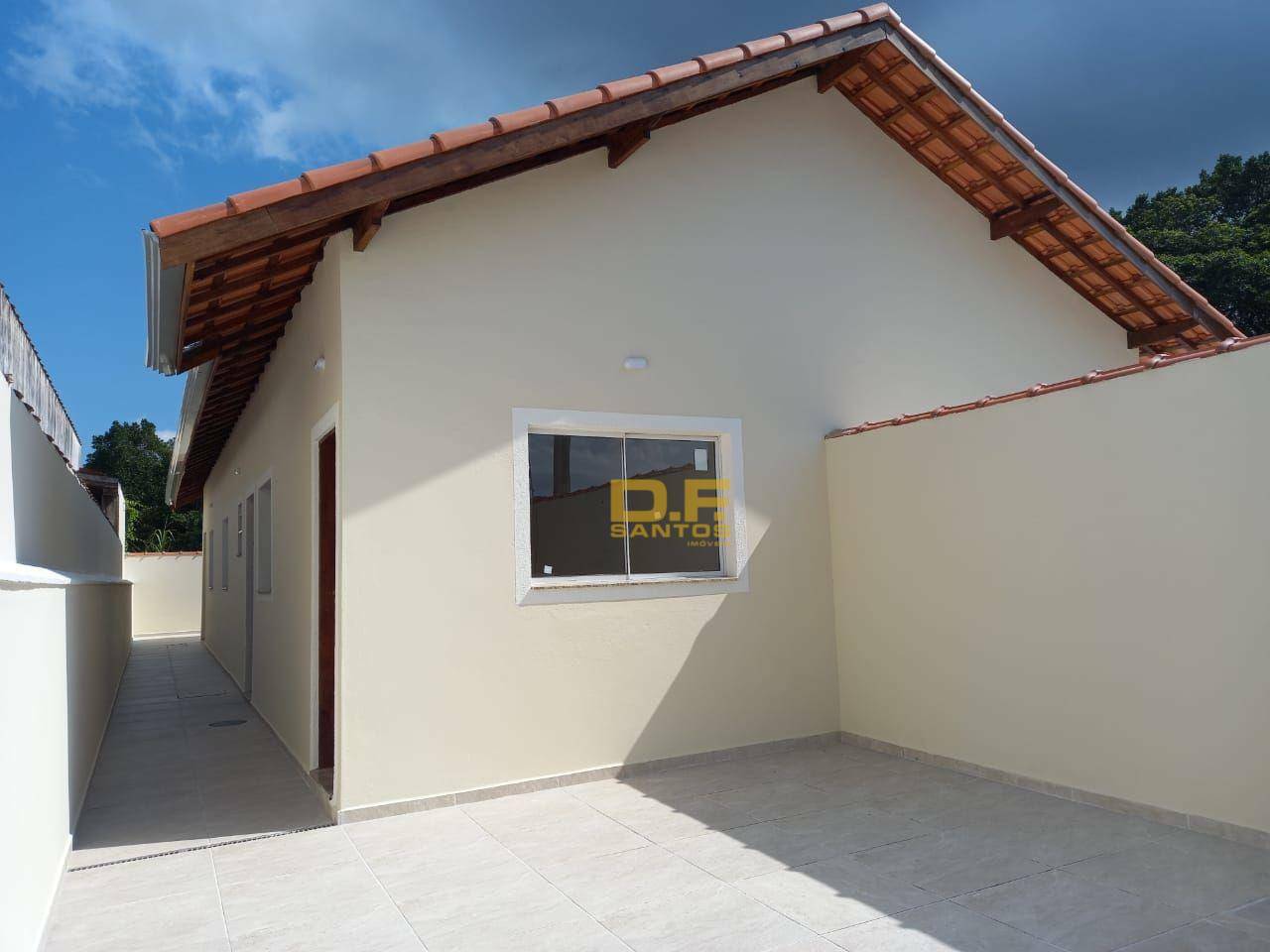 Casa à venda com 2 quartos, 55m² - Foto 1