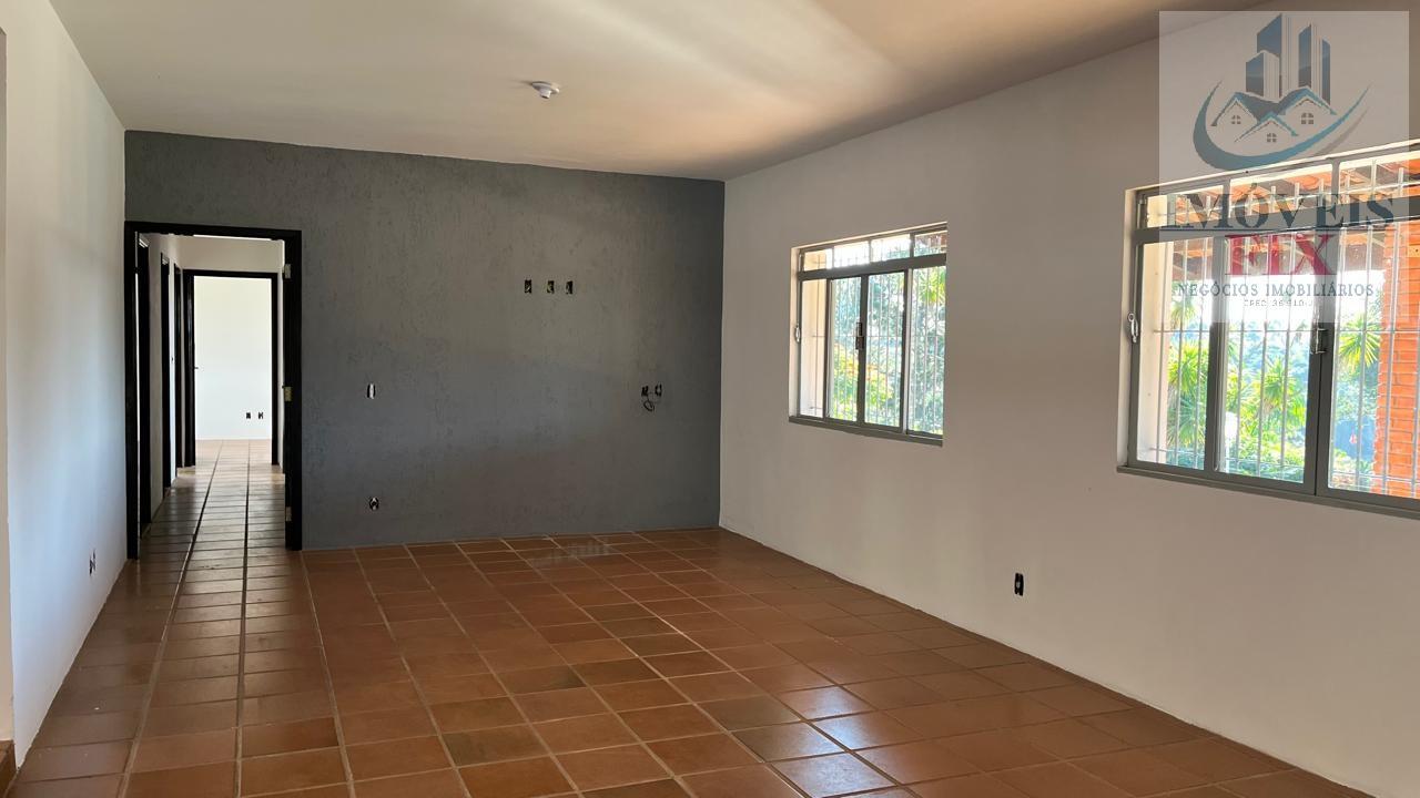 Chácara à venda com 4 quartos, 4692m² - Foto 3