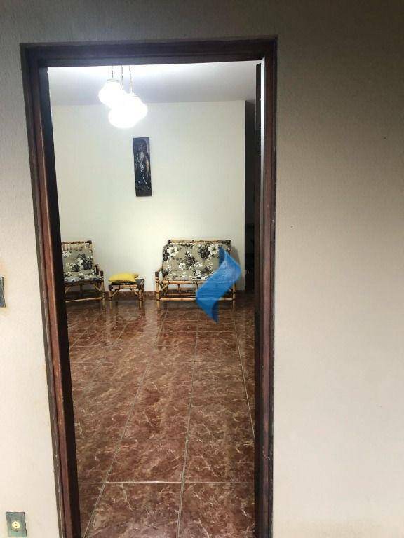 Casa à venda com 3 quartos, 225m² - Foto 6