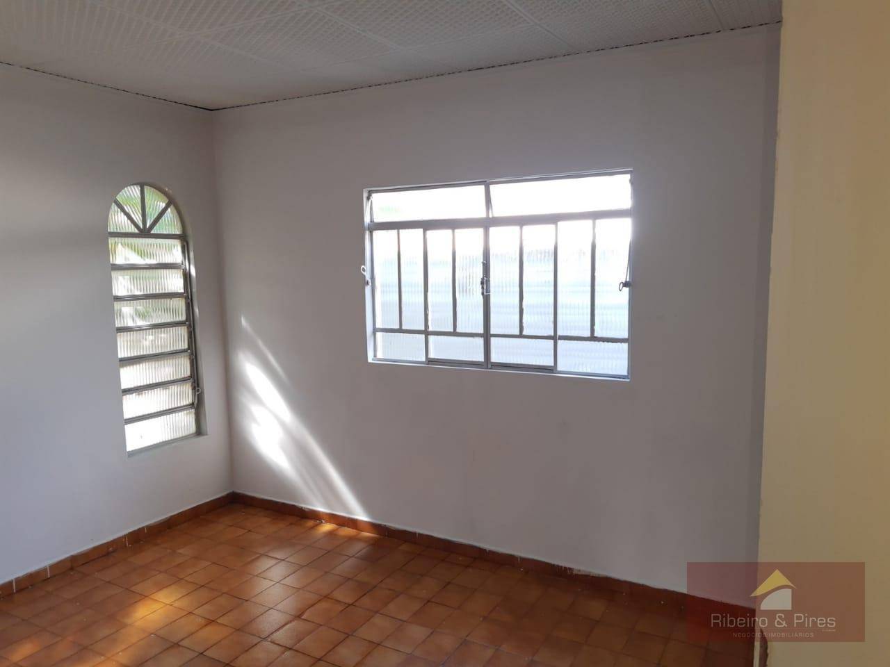 Casa à venda com 3 quartos, 140m² - Foto 3