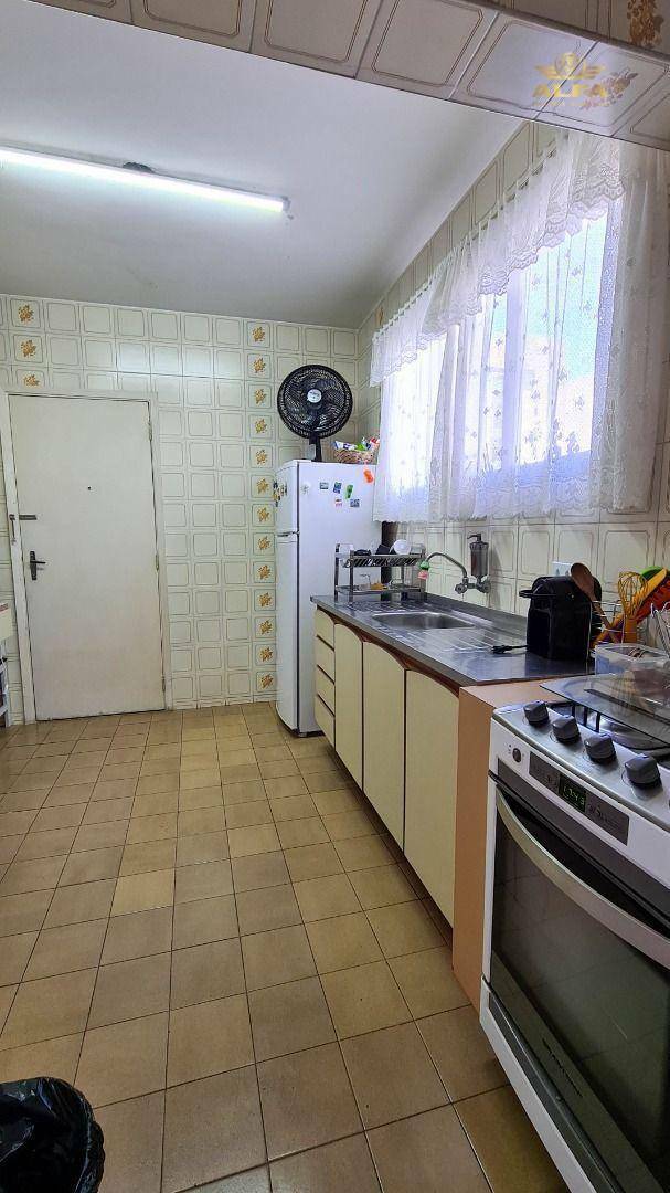 Apartamento à venda com 3 quartos, 100m² - Foto 17