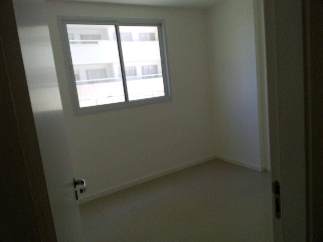 Apartamento à venda com 2 quartos, 60m² - Foto 9