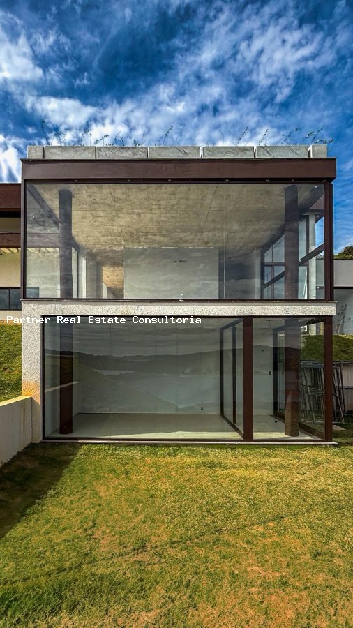 Casa à venda com 8 quartos, 132614m² - Foto 49