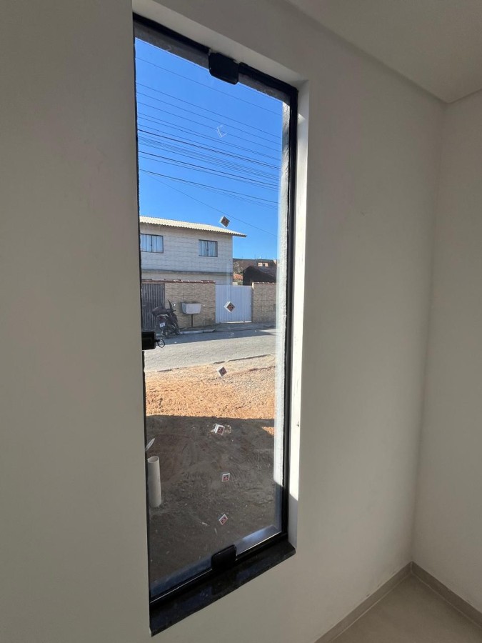 Casa à venda com 2 quartos, 165m² - Foto 4