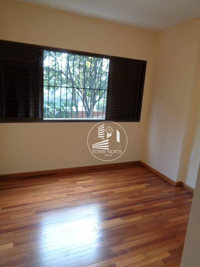 Apartamento à venda com 3 quartos, 130m² - Foto 6