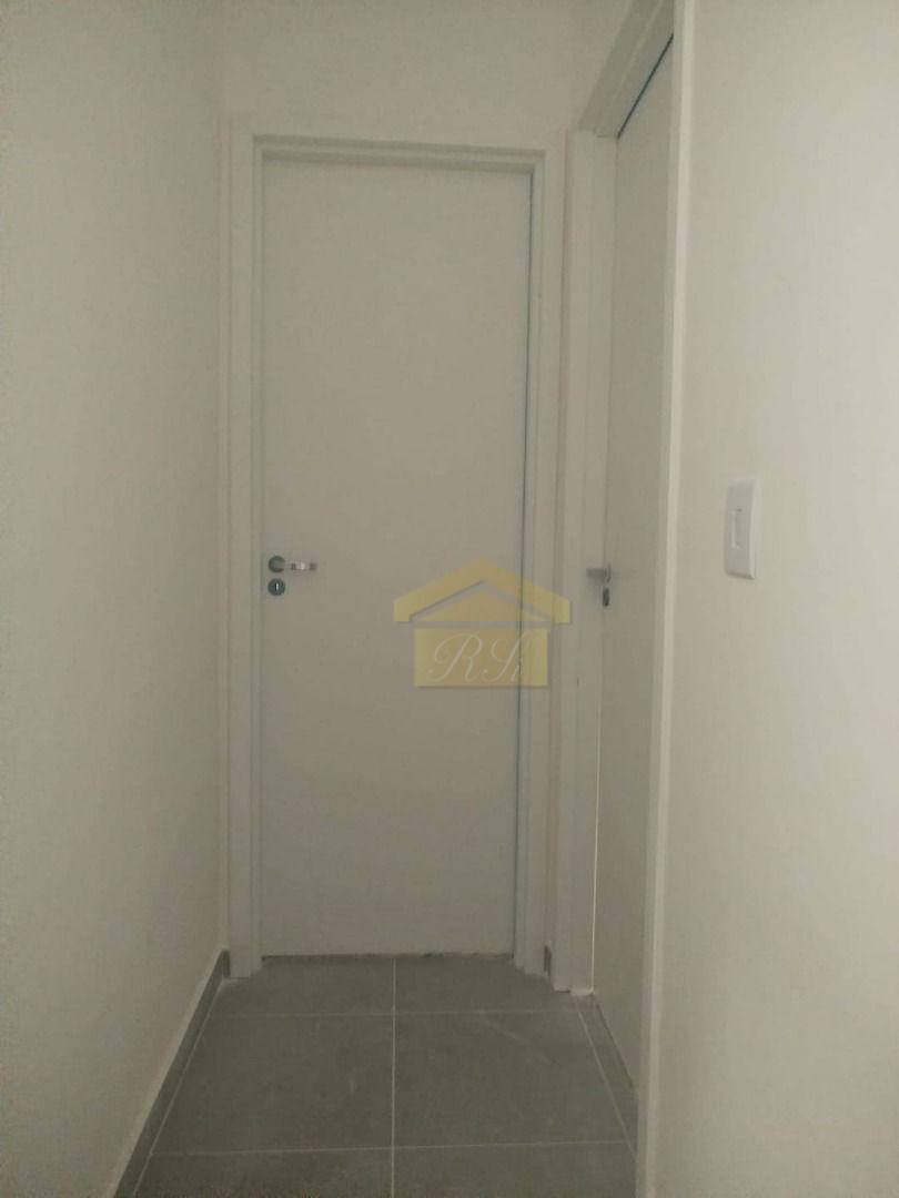 Sobrado à venda com 2 quartos, 60m² - Foto 8