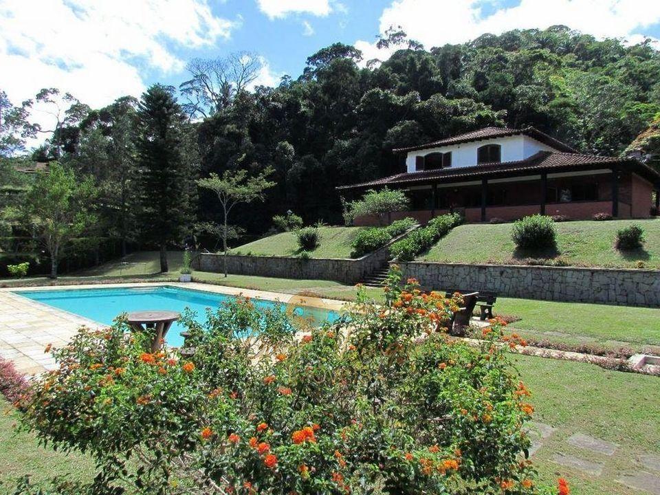 Casa de Condomínio à venda com 4 quartos, 8000m² - Foto 1