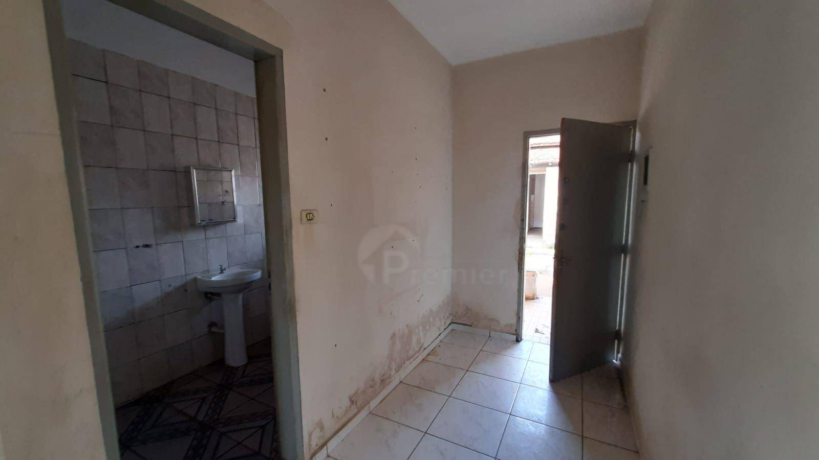 Casa à venda com 2 quartos, 150m² - Foto 11