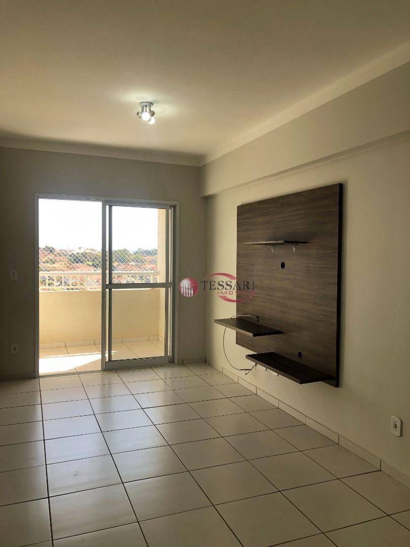 Apartamento à venda com 2 quartos, 70m² - Foto 1