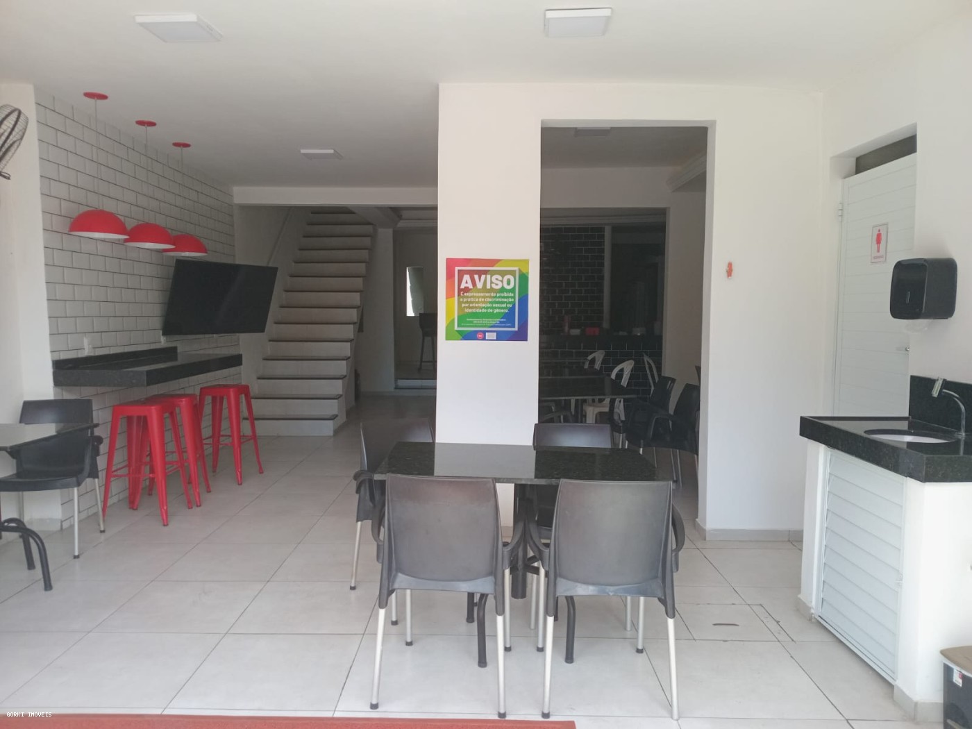 Prédio Inteiro à venda, 203m² - Foto 2