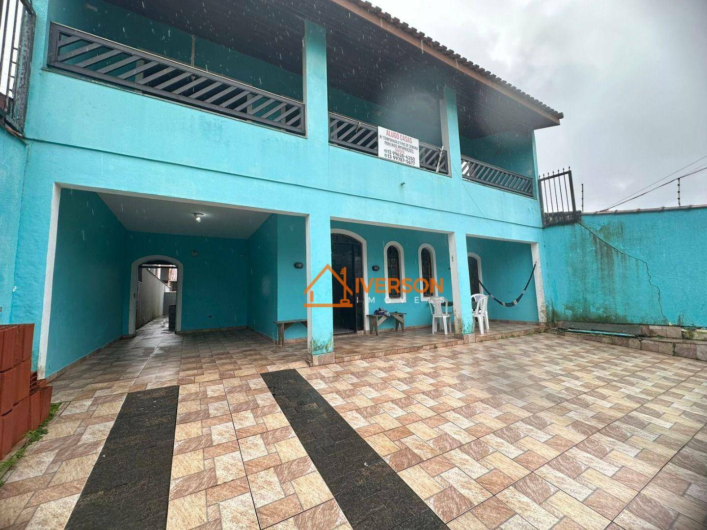 Sobrado à venda com 5 quartos, 300m² - Foto 1