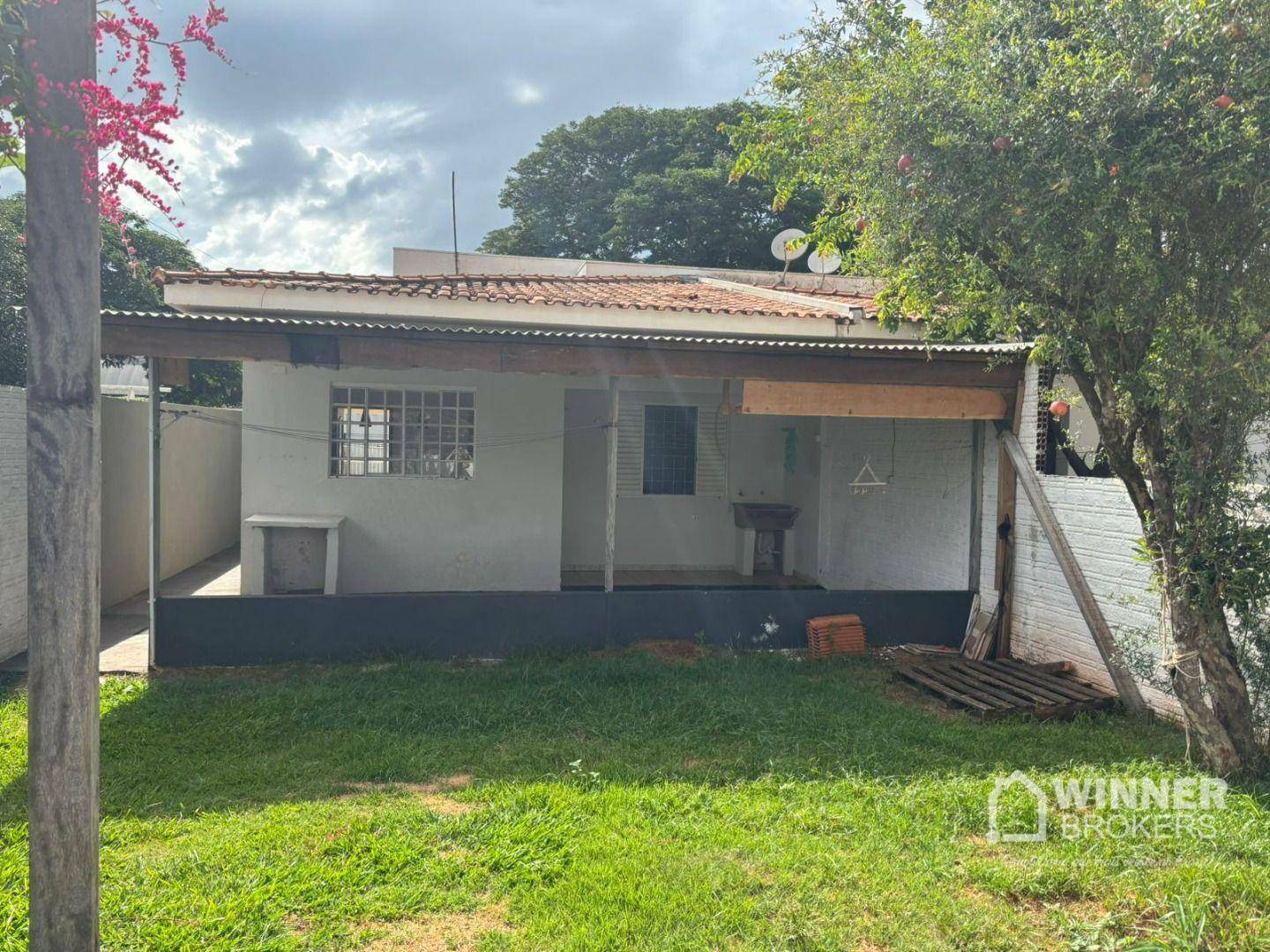 Casa à venda com 3 quartos, 88m² - Foto 11