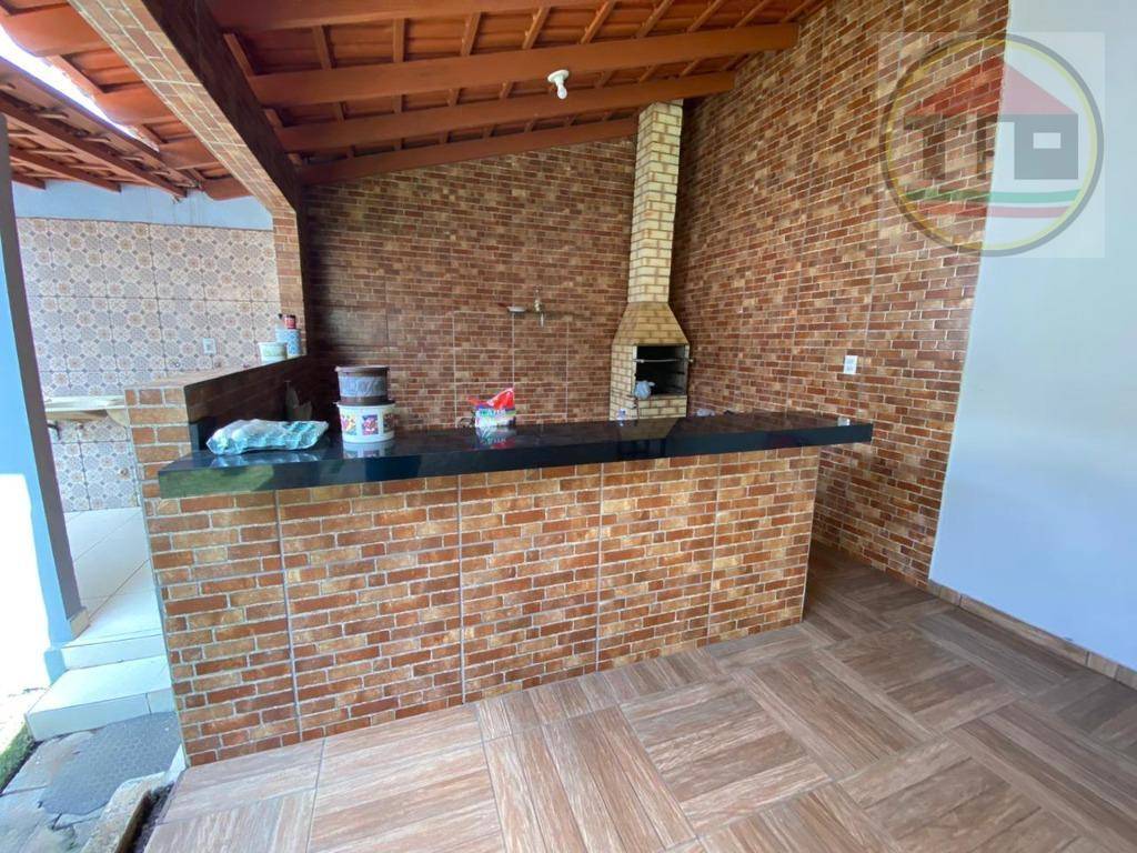 Casa à venda com 4 quartos, 300m² - Foto 9