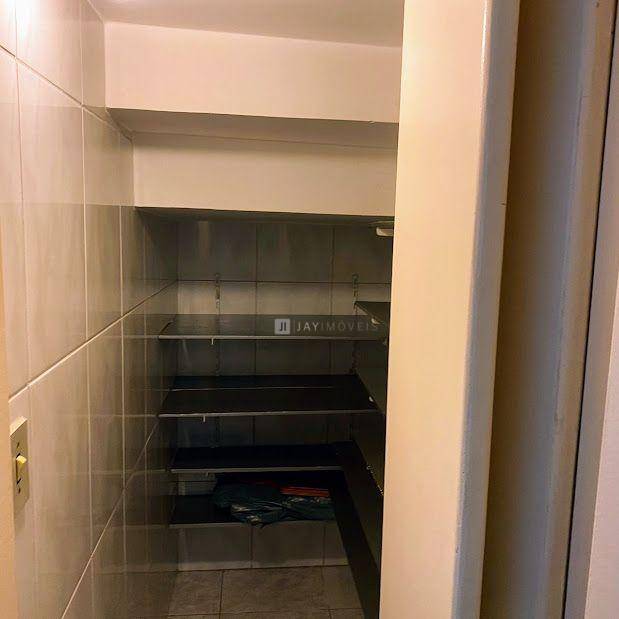 Sobrado à venda com 3 quartos, 220m² - Foto 33