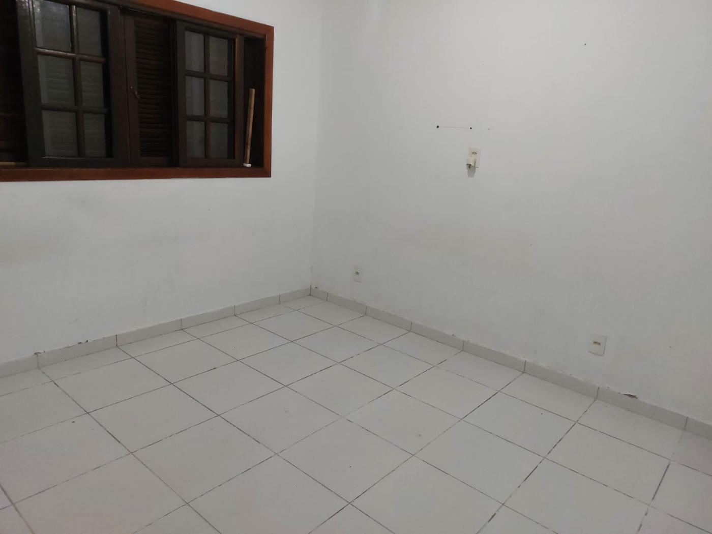 Casa à venda com 2 quartos, 150m² - Foto 6